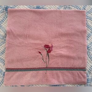Vintage pink floral bath towel